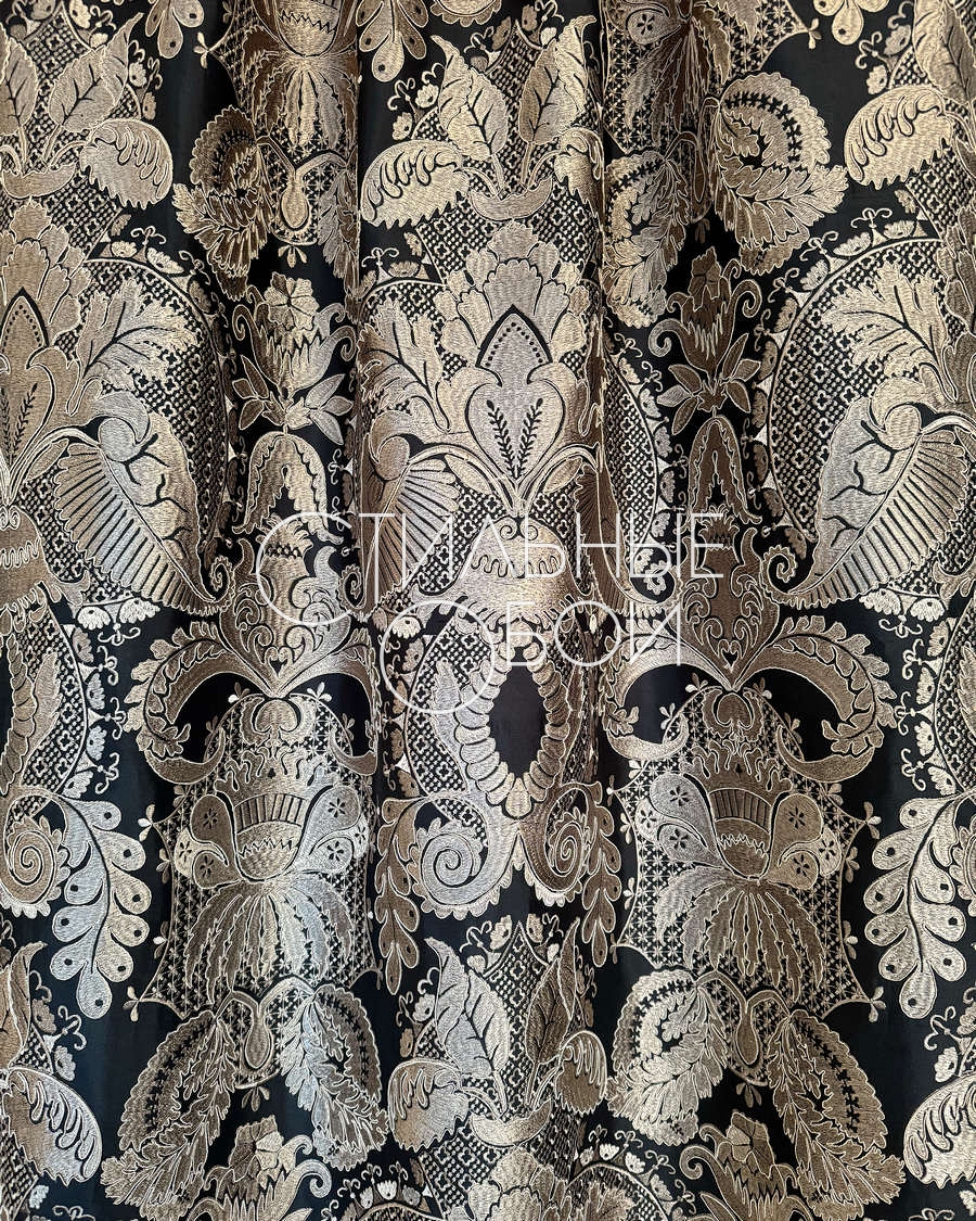 majeste-black