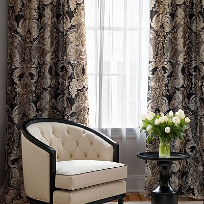 majeste-black-roomset1