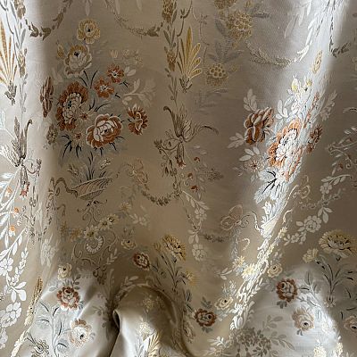 regence-cream-roomset1
