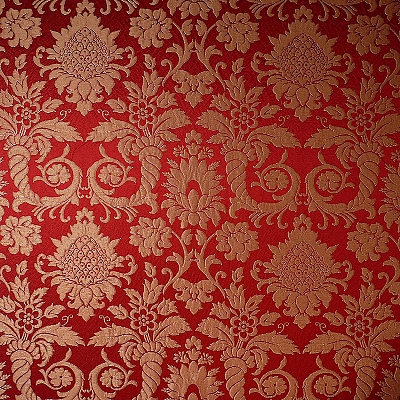 Mirabella-red-gold