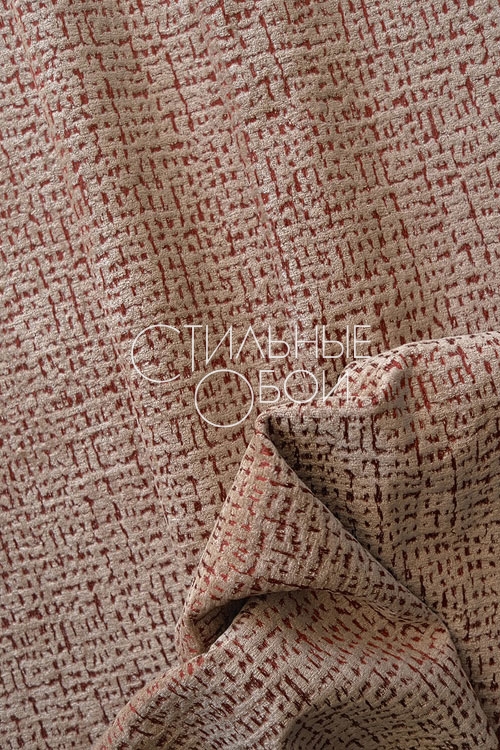 chloe-red